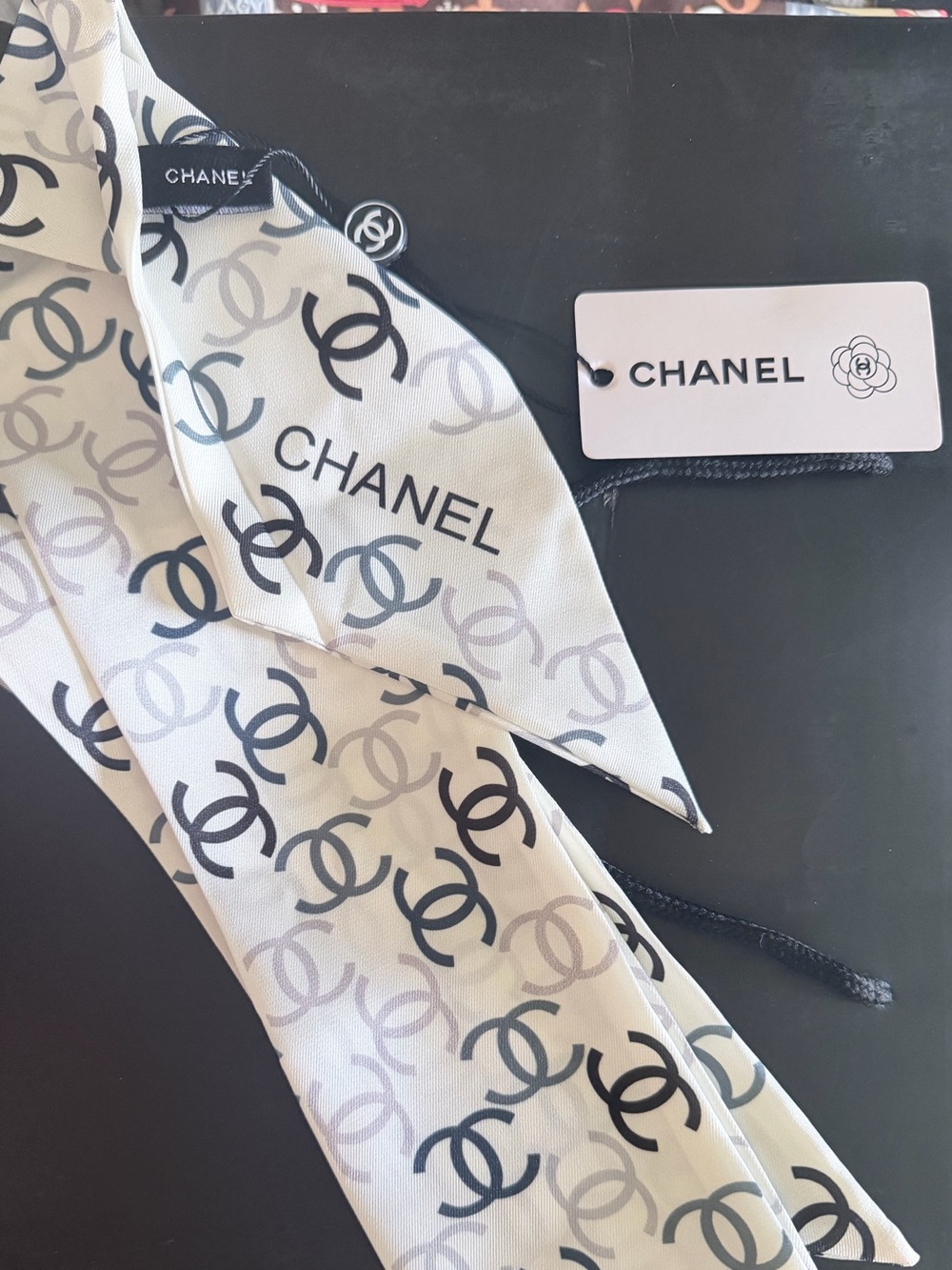 Fashion White & Black Logo Silk Twilly Scarf